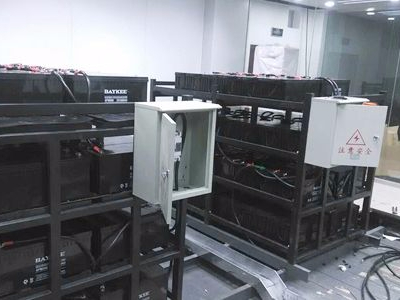 UPS電源室機(jī)房空調(diào)如何配置？